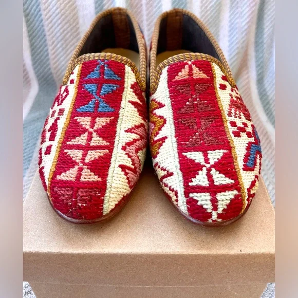 BRAND NEW Artemis Design Co Handmade Turkish Kilim Smoking Shoes Size 37 (6.5-7) Flats & Loafers
